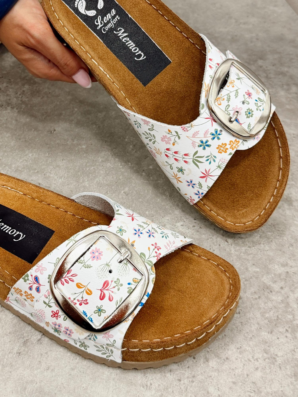 Kožne papuče G344 - LENA Comfort - CVETNE - BELA
