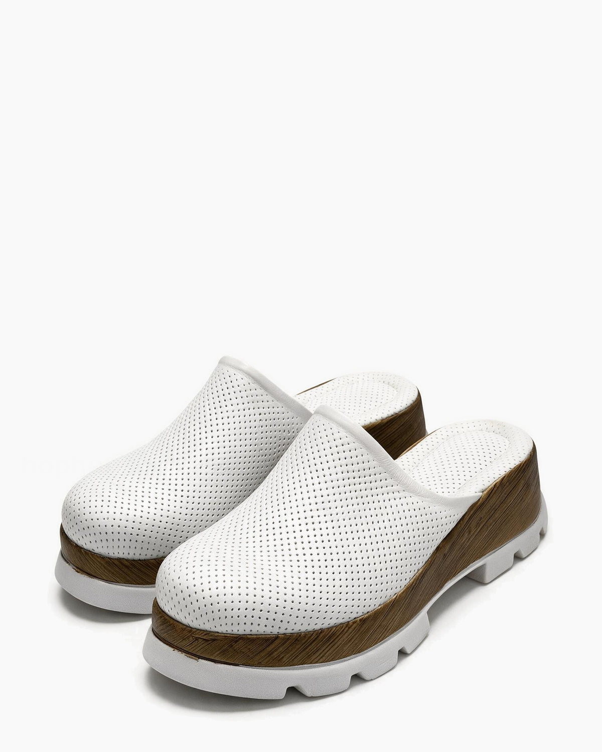 Kožne klompe G610 - NIMED ANATOMSKE - rupičaste - BELA